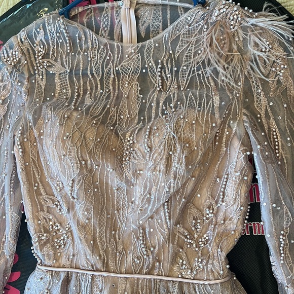 Size 0, Sherri Hill blush pink, long sleeve, short cocktail homecoming dress - Picture 8 of 8